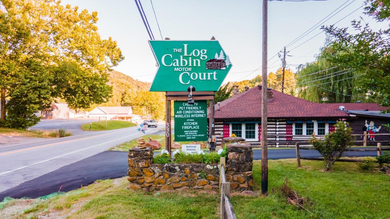 Log Cabin Motor Court Asheville Extérieur photo