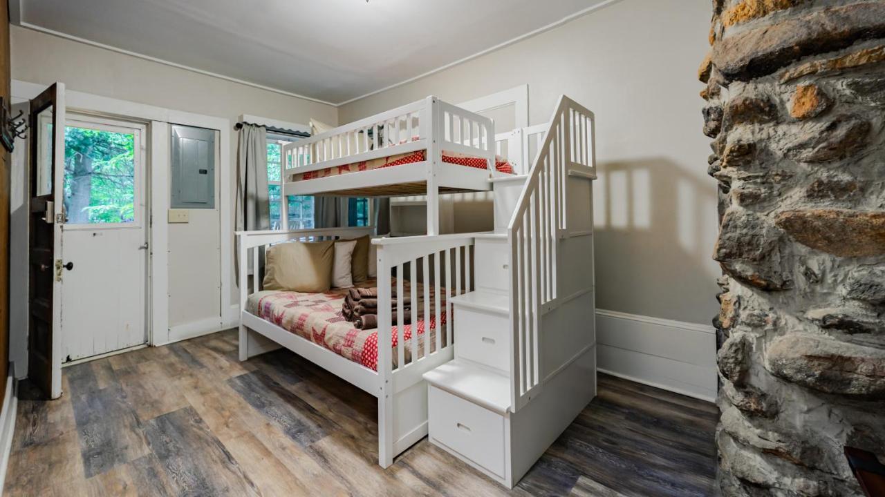 Log Cabin Motor Court Asheville Extérieur photo