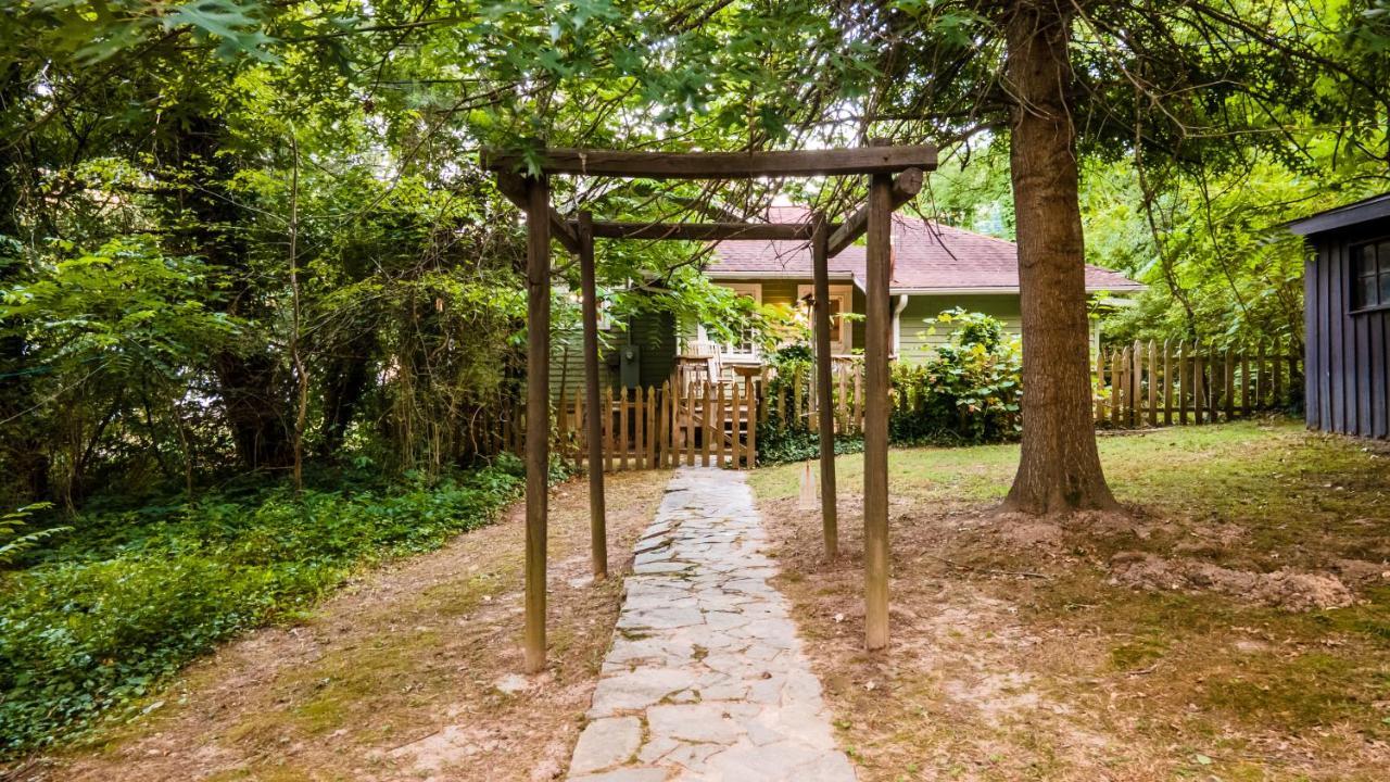 Log Cabin Motor Court Asheville Extérieur photo
